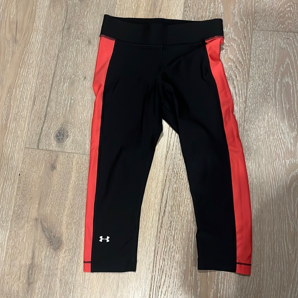 Under armpit capri leggings